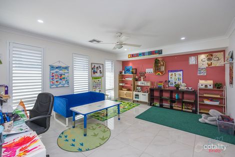 Property photo of 23 Petrona Crescent Piara Waters WA 6112
