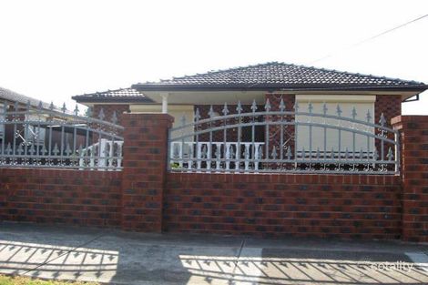 8 Gum Rd, Kings Park, VIC 3021