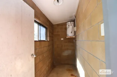 Property photo of 2/6 Kirkpatrick Street Katherine South NT 0850