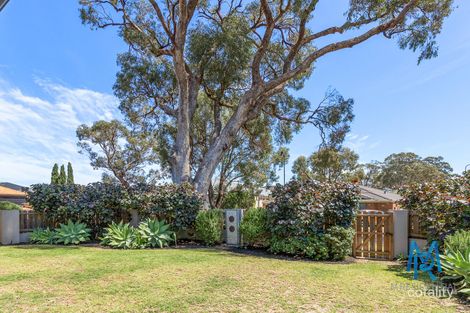 Property photo of 4 Evella Cove Lakelands WA 6180