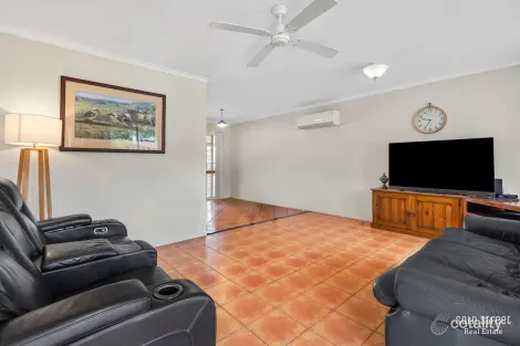 Property photo of 4 Loxton Court Helensvale QLD 4212