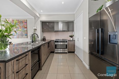 Property photo of 14 Greville Street Caroline Springs VIC 3023