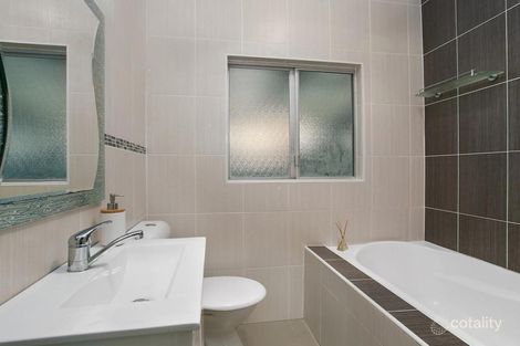 Property photo of 18 Maxwell Avenue Gorokan NSW 2263