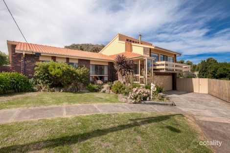 Property photo of 14 Shirley Grove Warrnambool VIC 3280