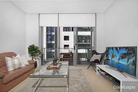 Property photo of 205/45 Hill Road Wentworth Point NSW 2127