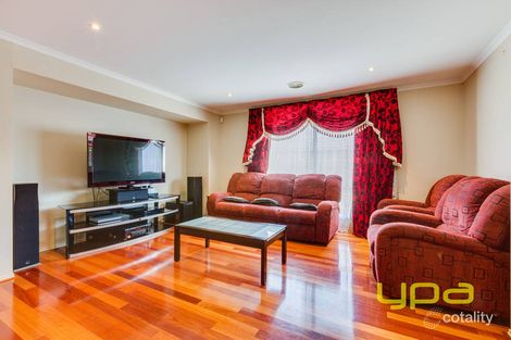 Property photo of 4 Windrock Avenue Craigieburn VIC 3064