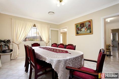 Property photo of 4 Mark Place Queanbeyan NSW 2620