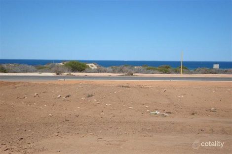 Property photo of 17 Terry Deschamps Way Denham WA 6537