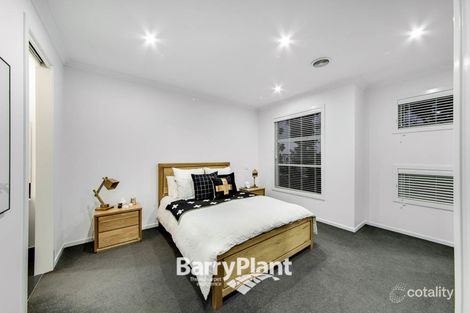 Property photo of 22 Abrehart Road Pakenham VIC 3810