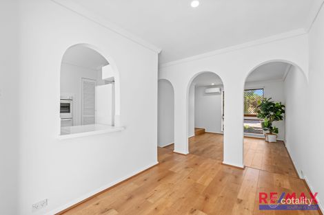 Property photo of 9/21 Copperwaite Road Kardinya WA 6163