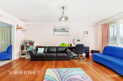 Property photo of 13 Boroda Court St Albans VIC 3021