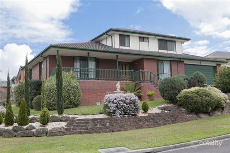 Property photo of 20 Edward Freeth Drive Endeavour Hills VIC 3802