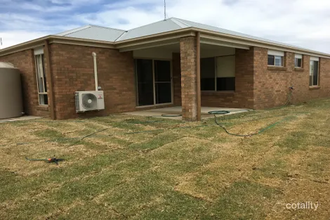 Property photo of 48 Royce Crescent Lavington NSW 2641