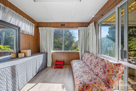 Property photo of 73 Woodhouse Grove Box Hill North VIC 3129
