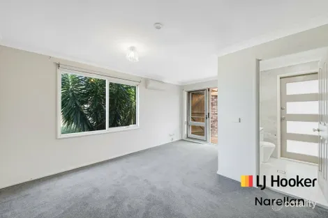 Property photo of 3 Jet Place Eagle Vale NSW 2558