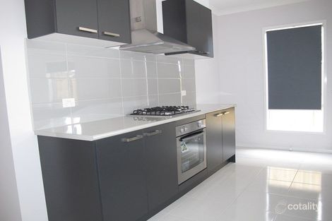 Property photo of 38 Woollahra Parade Taylors Hill VIC 3037