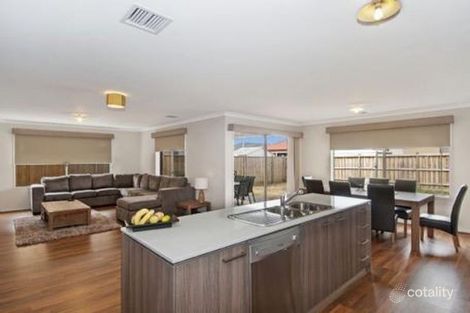 Property photo of 13 Pyrenees Road Clyde VIC 3978