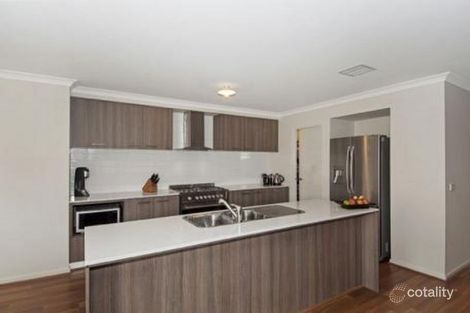 Property photo of 13 Pyrenees Road Clyde VIC 3978