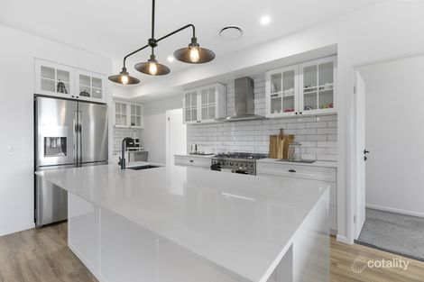 8 Spotted Gum Ct, Cooroy, QLD 4563