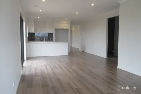 Property photo of 235 Alisma Boulevard Cranbourne North VIC 3977