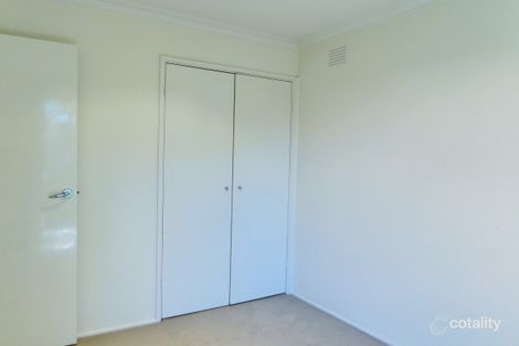 Property photo of 20 Mayfield Grove Caulfield North VIC 3161