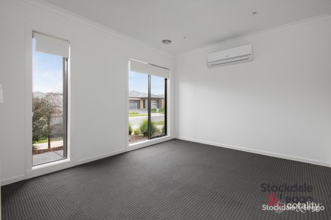 Property photo of 18 Nirvana Avenue Officer VIC 3809