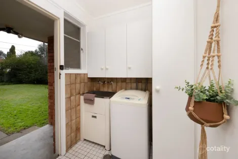Property photo of 14 Morgan Crescent Curtin ACT 2605