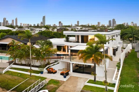 114 Campbell St, Bundall, QLD 4217