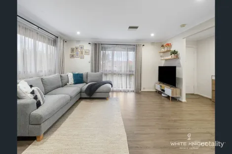 Property photo of 23 Charlbury Grove St Albans VIC 3021