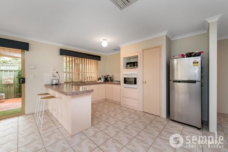 Property photo of 23 Jakovich Circuit Atwell WA 6164
