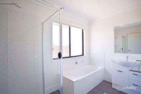 Property photo of 36 Huron Crescent Andergrove QLD 4740