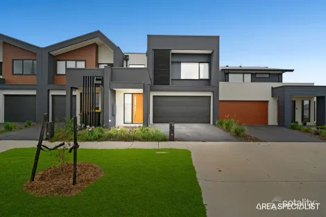 26 Montagna Dr, Clyde, VIC 3978