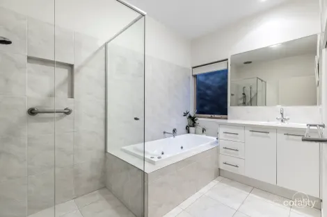 Property photo of 14 Glen View Close Diamond Creek VIC 3089