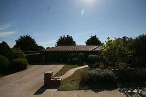 7 Frenshams Dr, Woodcroft, SA 5162