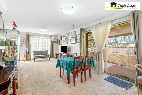 Property photo of 97 Yeramba Road Summerland Point NSW 2259