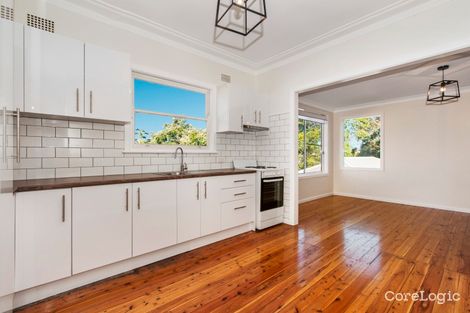 Property photo of 21 Staff Road Unanderra NSW 2526