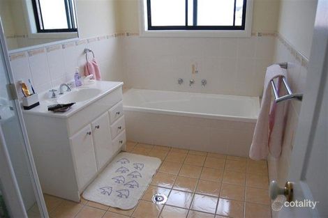 Property photo of 3/5 Figtree Crescent Figtree NSW 2525