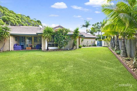 16 Goldvilla Dr, Elanora, QLD 4221