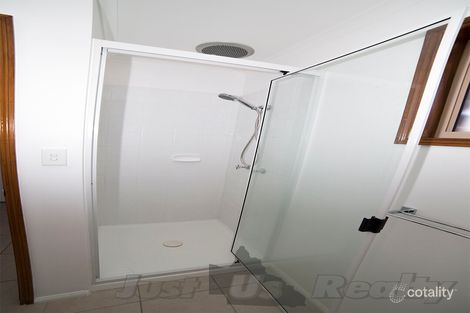 Property photo of 2/9 Aleta Court Avoca QLD 4670