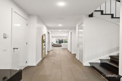 Property photo of 40 Red Brush Drive Keysborough VIC 3173