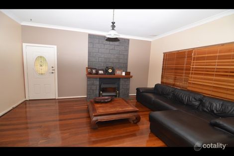 94 Roberts Rd, Kelmscott, WA 6111