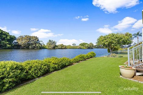 Property photo of 72 Saint Kevins Avenue Benowa QLD 4217