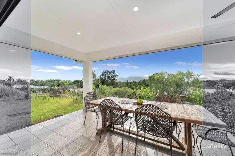 Property photo of 40 Sunbird Drive Woree QLD 4868