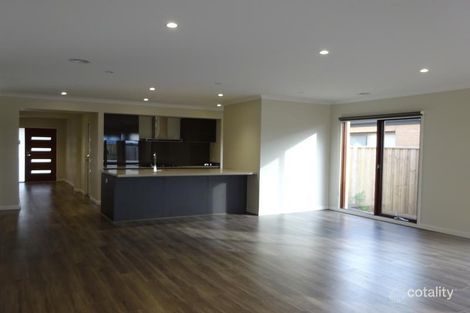 Property photo of 62 Albion Crescent Mickleham VIC 3064