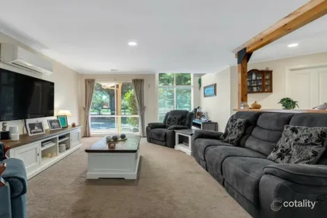 Property photo of 20 White Avenue Romsey VIC 3434