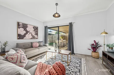 Property photo of 2 Magellan Road Seaford Meadows SA 5169