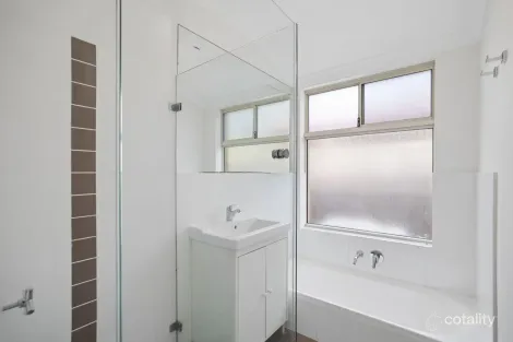 Property photo of 98 Vaucluse Crescent Ellenbrook WA 6069