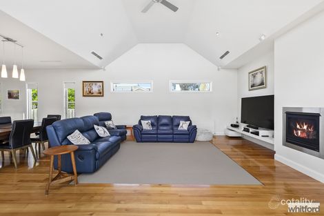 Property photo of 25 Daisy Street Newtown VIC 3220