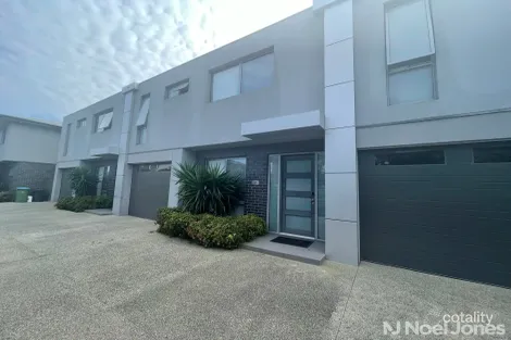 Property photo of 3B Weir Street Rye VIC 3941