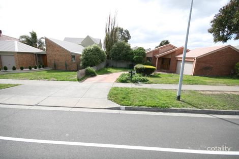 33 Buckingham Dr, Rowville, VIC 3178